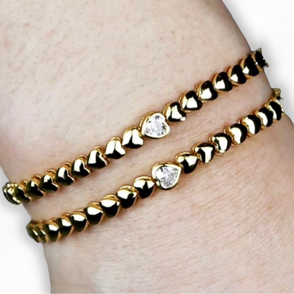 NEW Gold-Plated Heart Shaped Tennis Bracelet w/ Single CZ Heart - 19cm Long - Picture 13 of 16